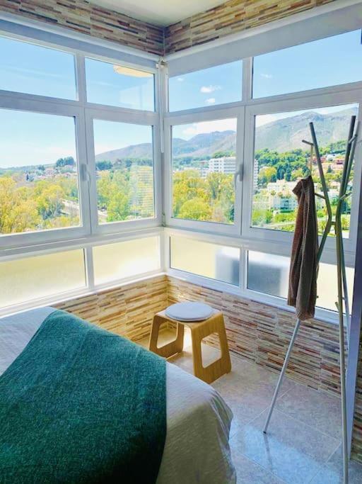Alterhome Luminoso Estudio Con Piscina Y Maravillosas Vistas Torremolinos Exterior foto